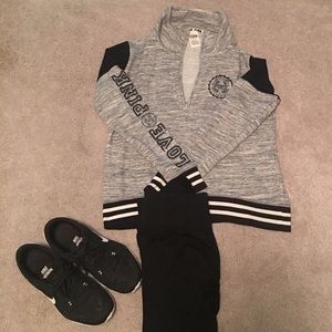 Victoria’s Secret Pink Pullover XS